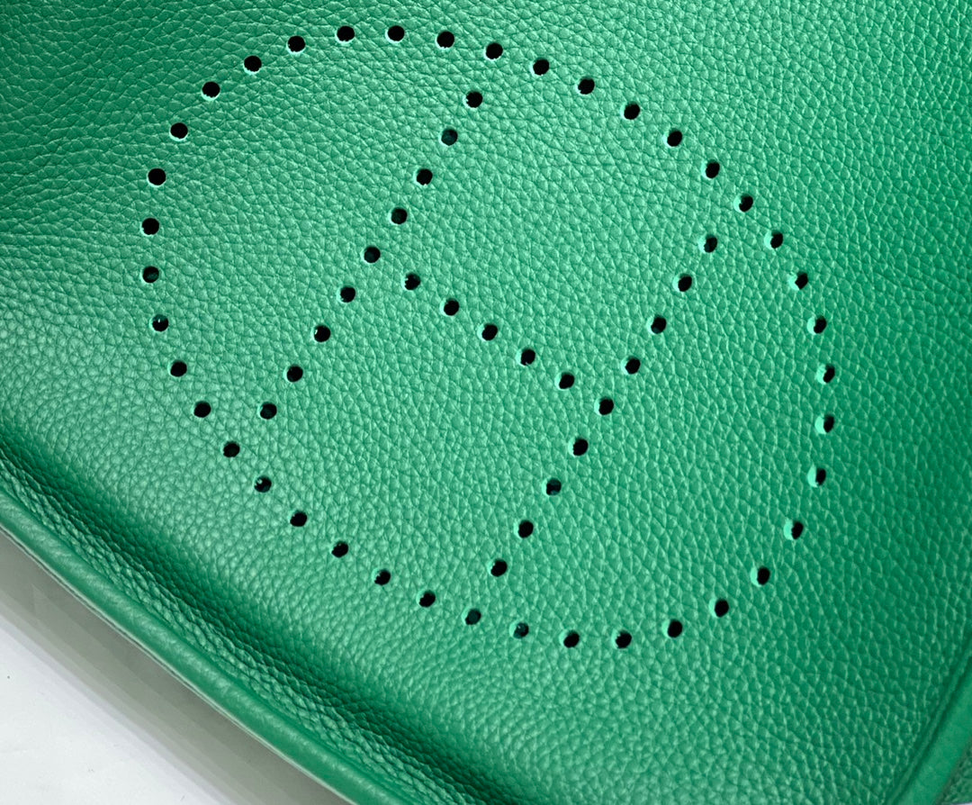 Evelyne 29cm Dark Green Togo Shw