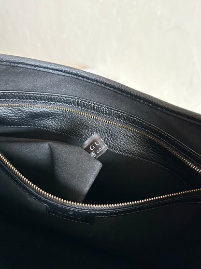 APHRODITE MEDIUM 39 SHOULDER BAG IN BLACK CALFSKIN