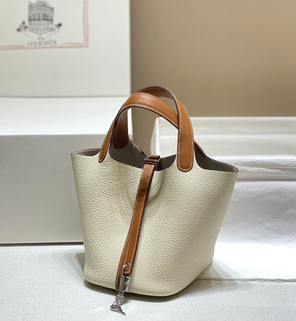 picotin lock 18 white gold togo shw