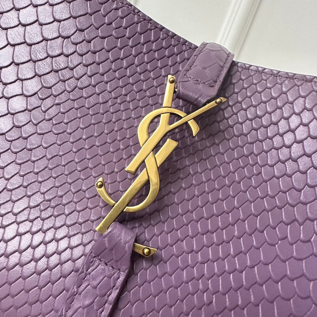 Le 5 a 7 24 Snake Purple Lambskin Ghw