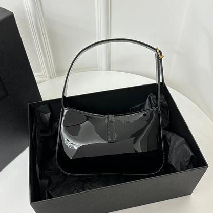 Le 5 a 7 24 Black Shiny Lambskin Ghw