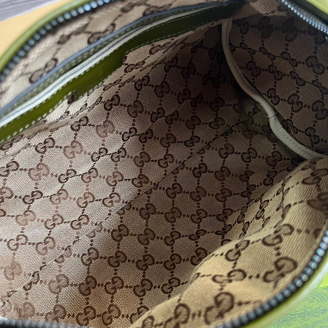 GG SMALL 28 DUFFLE BAG IN GREEN MOSS SOLF CALFSKIN