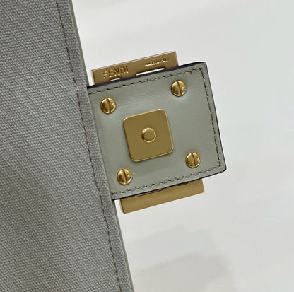 BAGUETTE WITH FF MOTIF 27 IN BITTER JACQUARD FABRIC GOLD HARDWARE