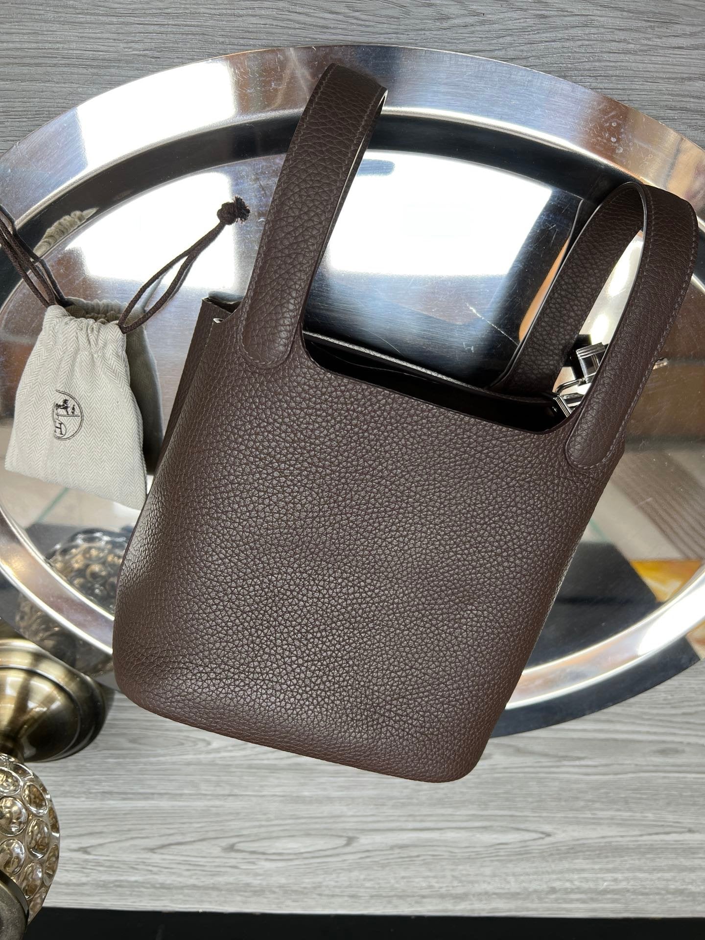 HM PICOTIN LOCK 18 CHOCOLATE TOGO LEATHER