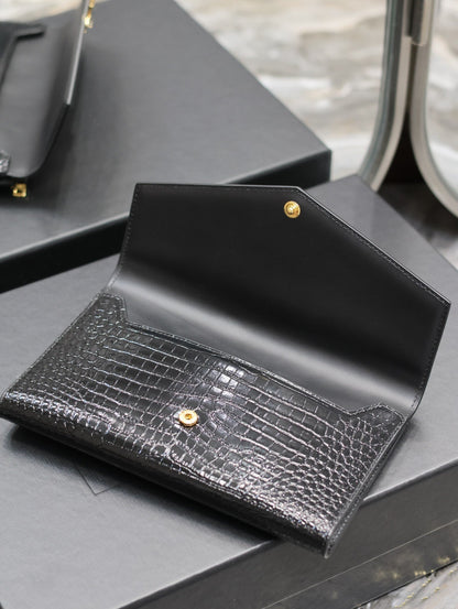 UPTOWN WALLET 21 IN BLACK CROCODILE PATTERN CALFSKIN GOLD LOGO