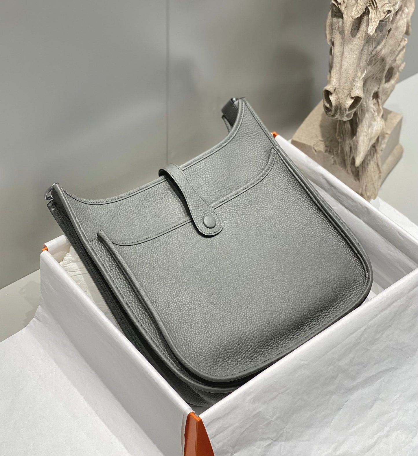 Evelyne 29cm Grey Togo Shw