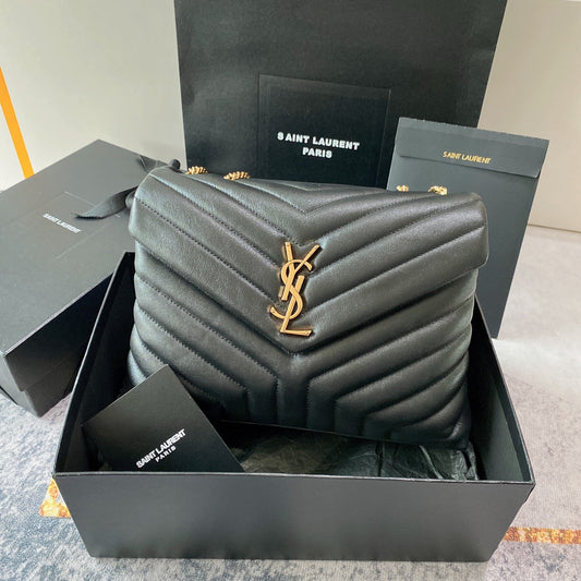 LOULOU MEDIUM 32 BLACK QUILTED LEATHER GOLD HARDWARE