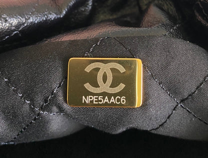 CC HOBO MINI 20CM BLACK LAMBSKIN PEARL CHAIN GHW