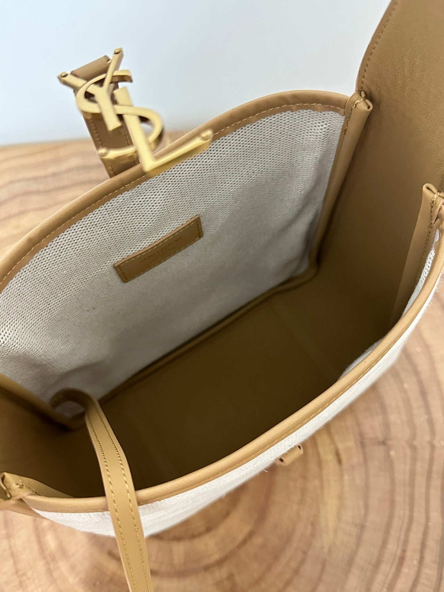 le 5a7 small 23 cream canvas brown calfskin