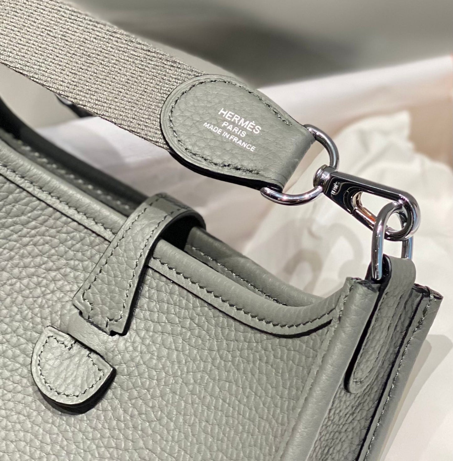 Mini Evelyne 18cm Smoke Grey Togo Silver Hardware