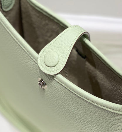 Mini Evelyne 18cm Light Green Togo Shw