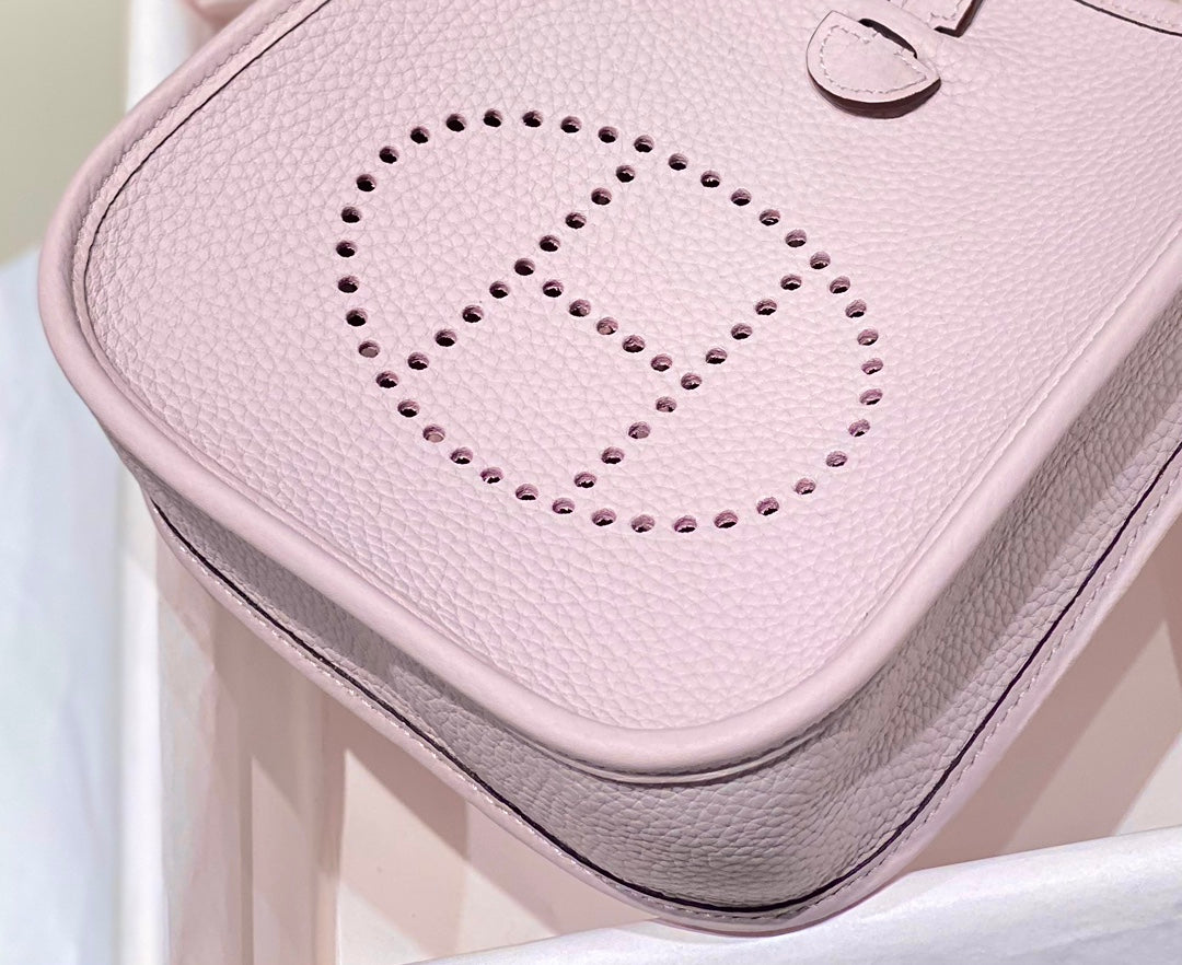 Mini Evelyne 18cm Light Pink Togo Shw