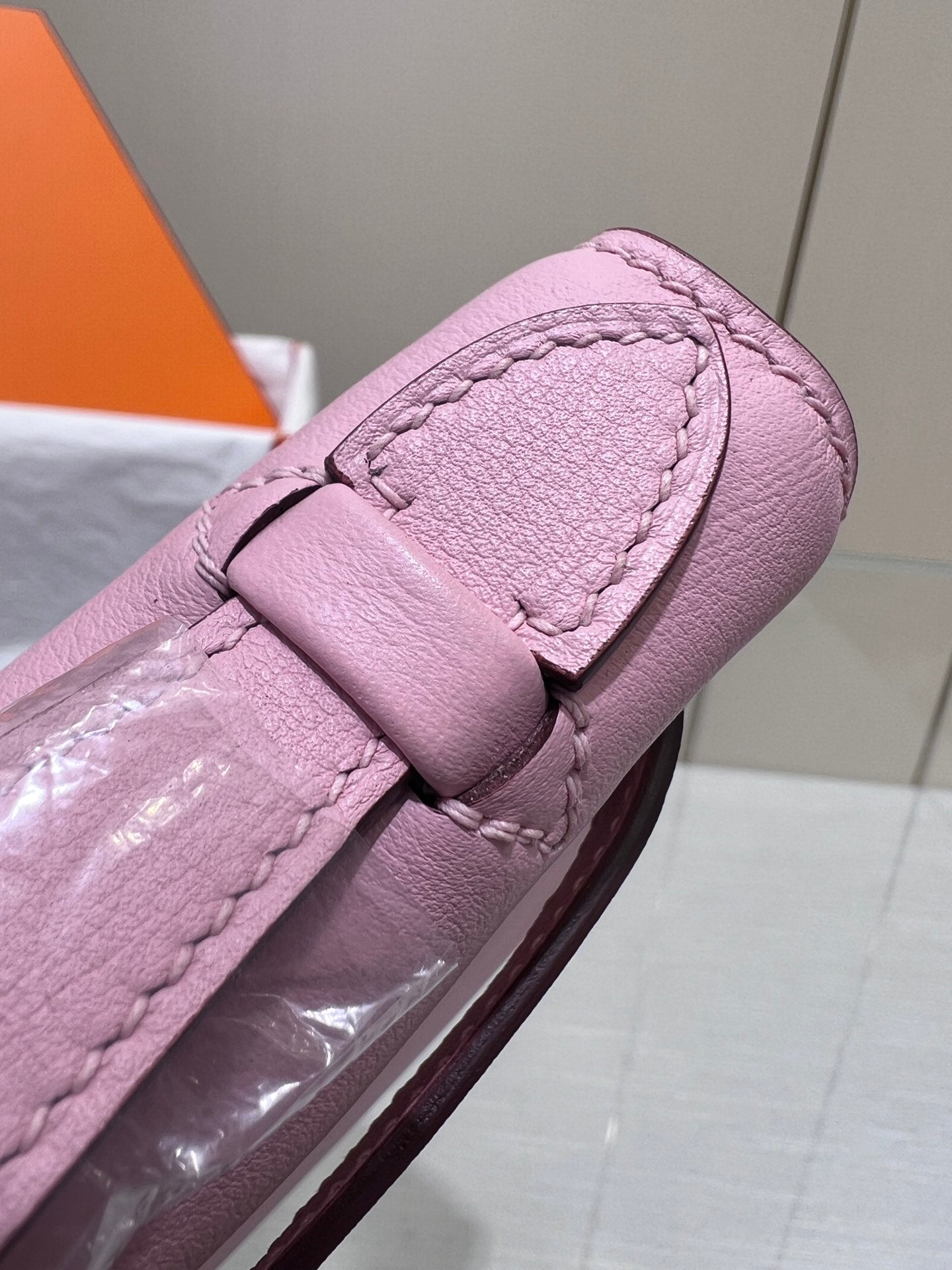 HM KELLY POCHETTE 22CM PINK SWIFT GOLD HARDWARE