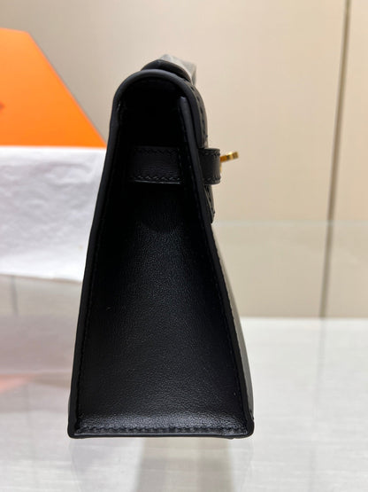 HM KELLY POCHETTE 22CM BLACK SWIFT GOLD HARDWARE