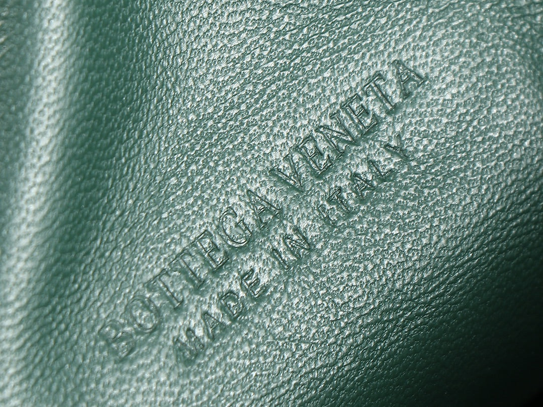 bv teen jodie 36cm dark green lambskin