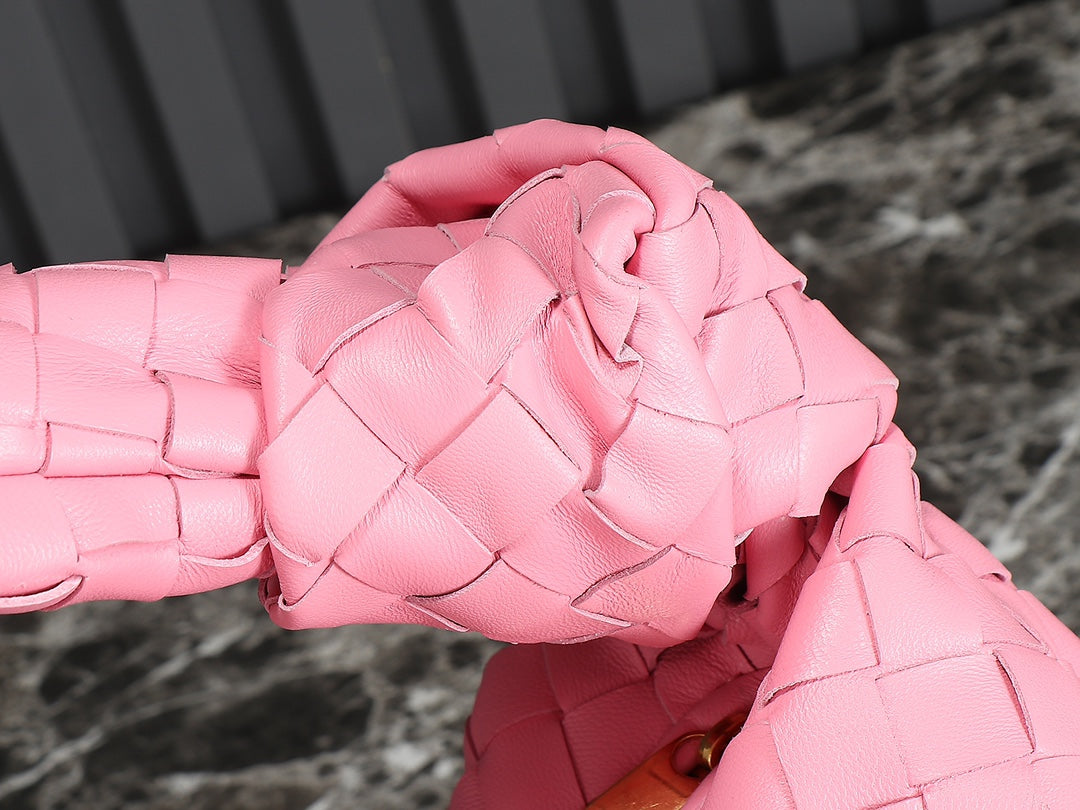 bv teen jodie 36cm pink lambskin