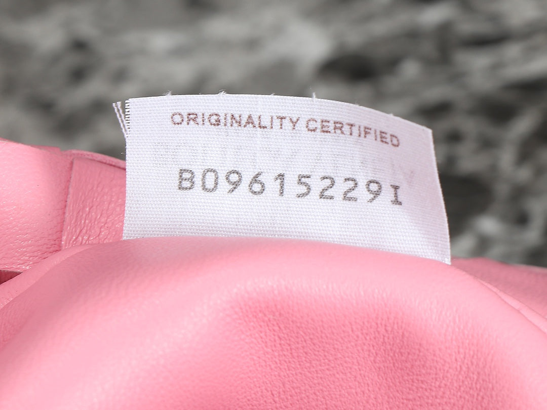 bv teen jodie 36cm pink lambskin