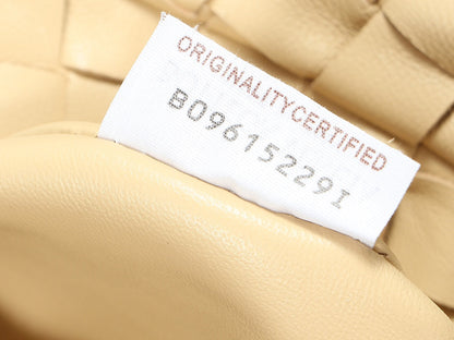 bv teen jodie 36cm beige lambskin