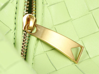 bv teen jodie 36cm light green lambskin