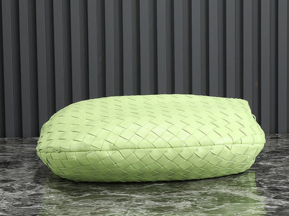 bv teen jodie 36cm light green lambskin