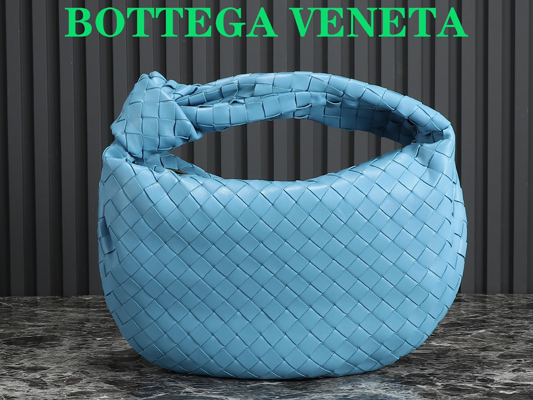 bv teen jodie 36cm ocean blue lambskin