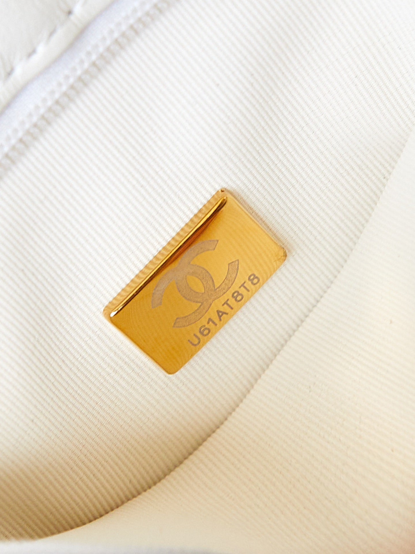 cc 24a nano 19cm kelly shopper bag white lambskin