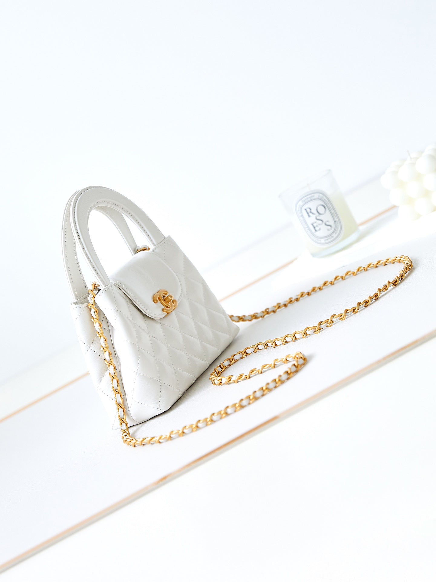 cc 24a nano 19cm kelly shopper bag white lambskin