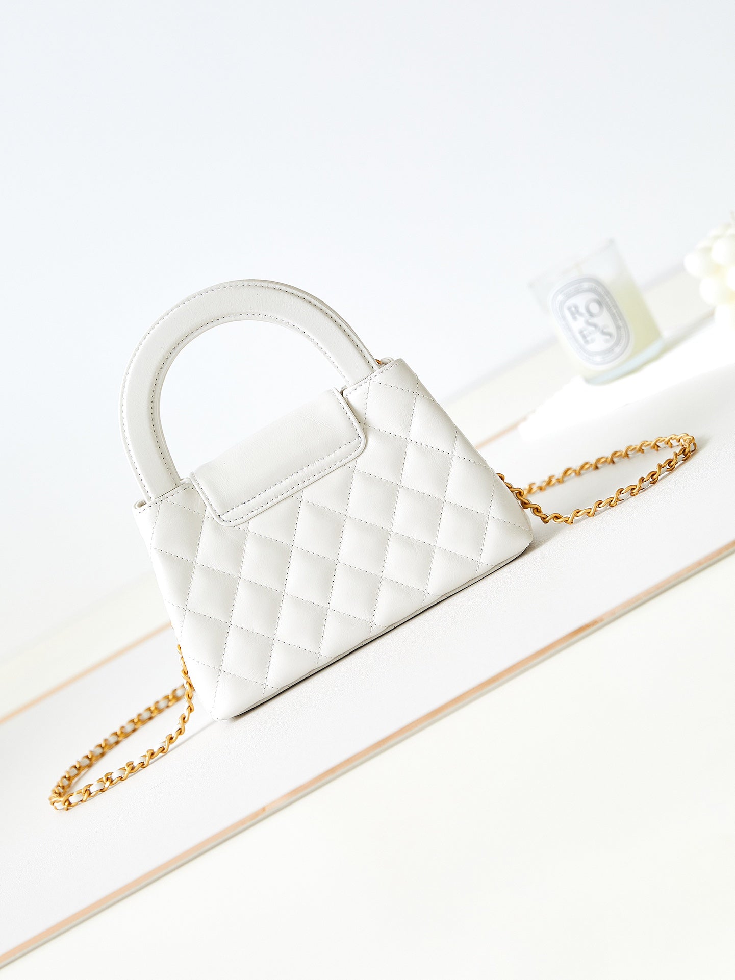 cc 24a nano 19cm kelly shopper bag white lambskin