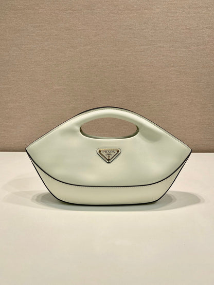 DUMPLING BAG 30 IN WHTE CALFSKIN