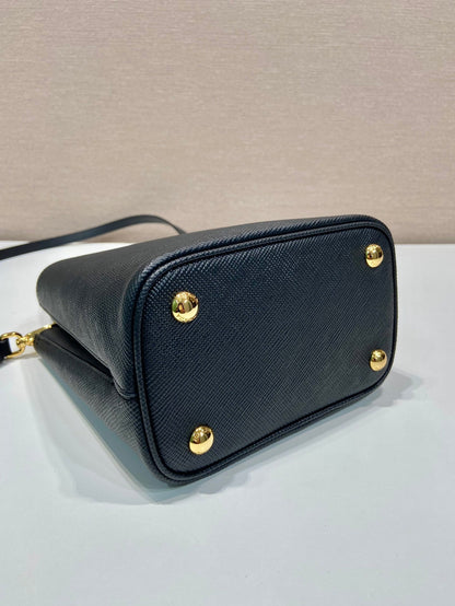 MINI BUCKET BAG 18 IN BLACK SAFFIANO LEATHER