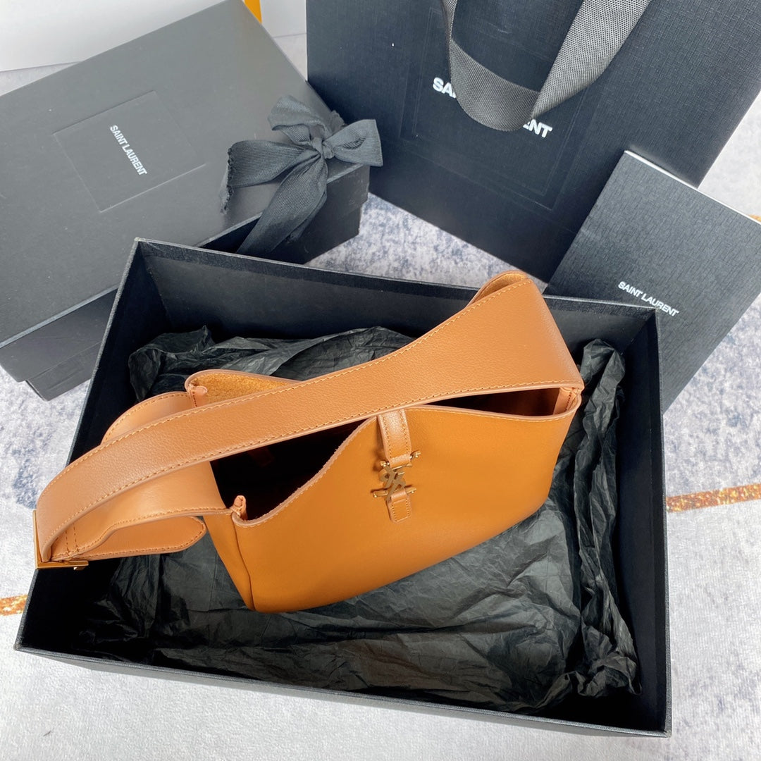 le 5a7 small 23cm brown calfskin