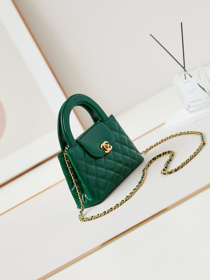 cc 24a nano 19cm kelly shopper bag green lambskin