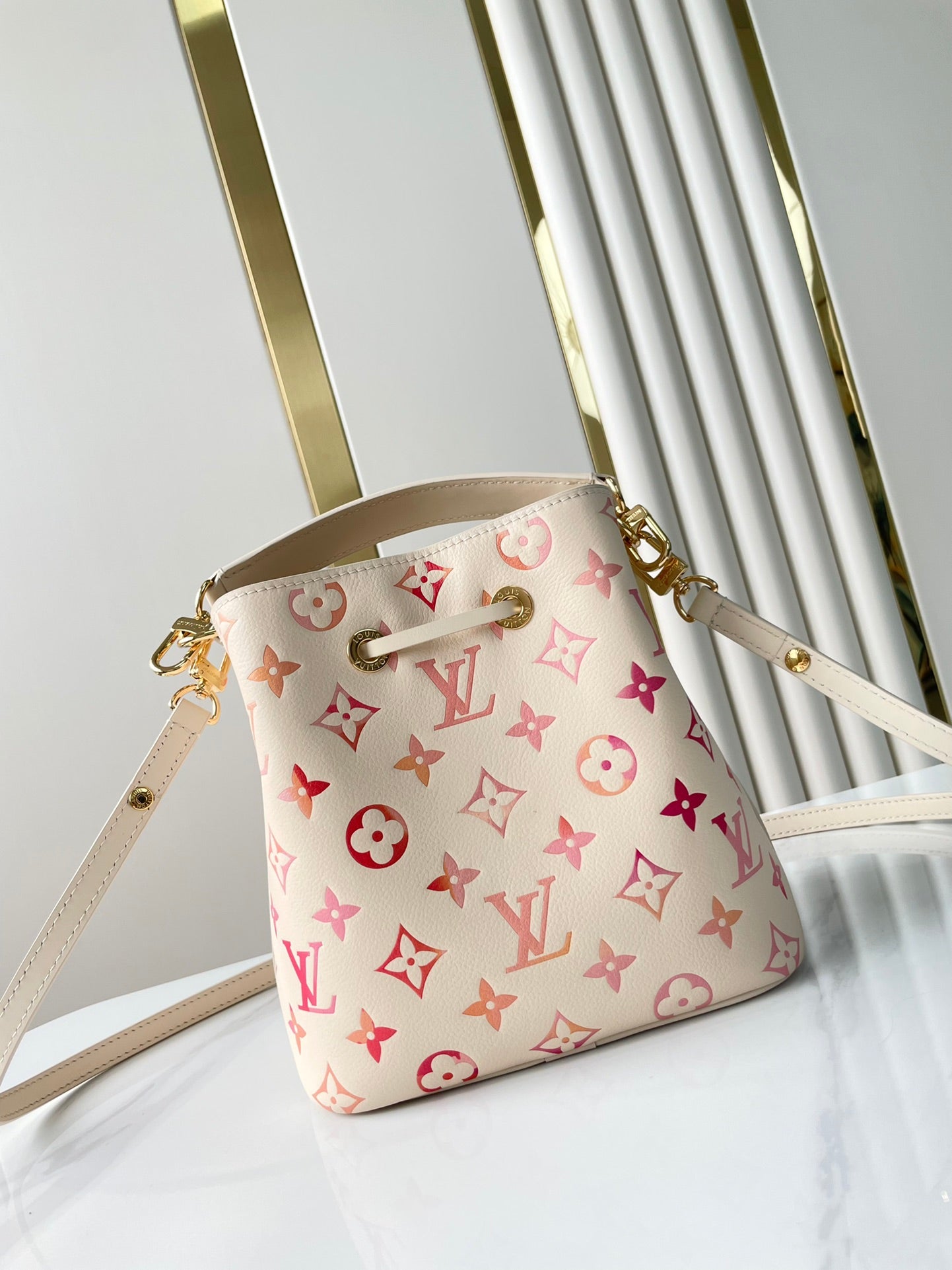 N¨¦ONO¨¦ BB 20 IN SUNRISE AQUARELLE MONOGRAM EMPREINTE LEATHER