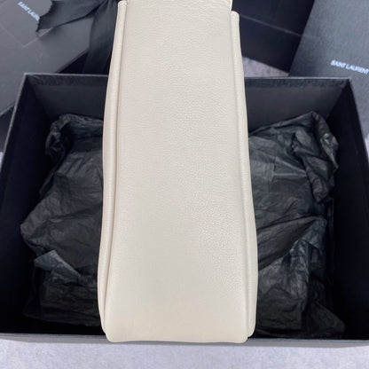 le 5a7 small 23cm white calfskin