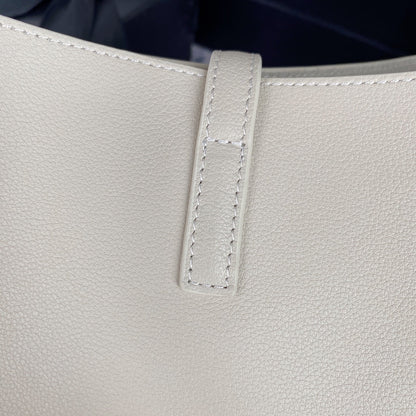 le 5a7 small 23cm white calfskin