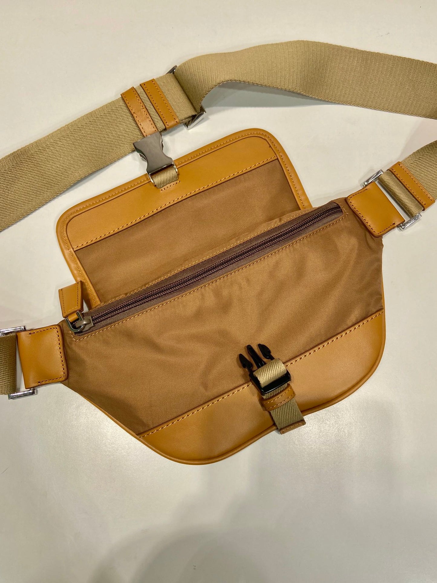 BELT BAG 18 IN SEPIA BROWN RE-NYLON AND CALFSKIN TRIM