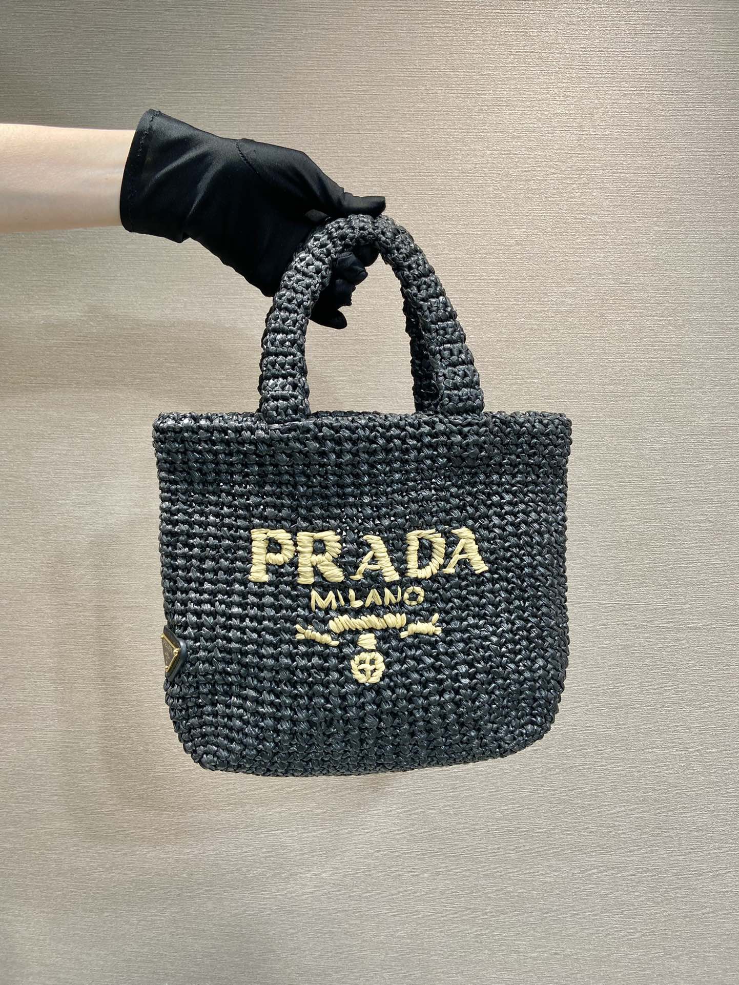 SMALL CROCHET TOTE BAG 24 IN BLACK MIX YELLOW RAFFIA