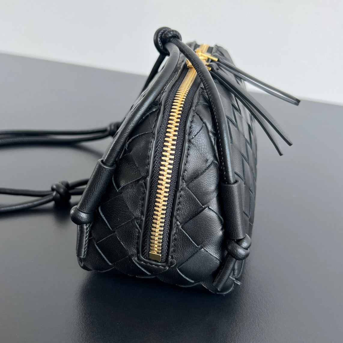 BV Concert Pouch 18.5cm Black Lambskin