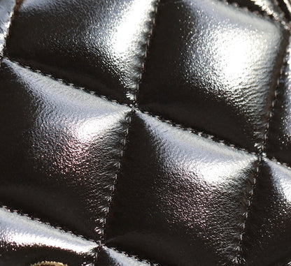 24b woc 19cm black lambskin gold hardware