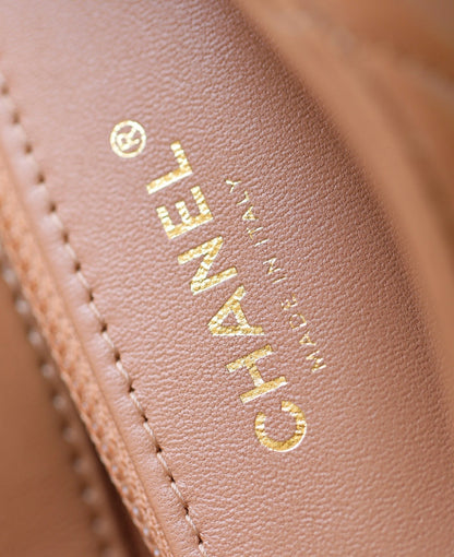 24b mini flap bag 19cm top handle beige lambskin