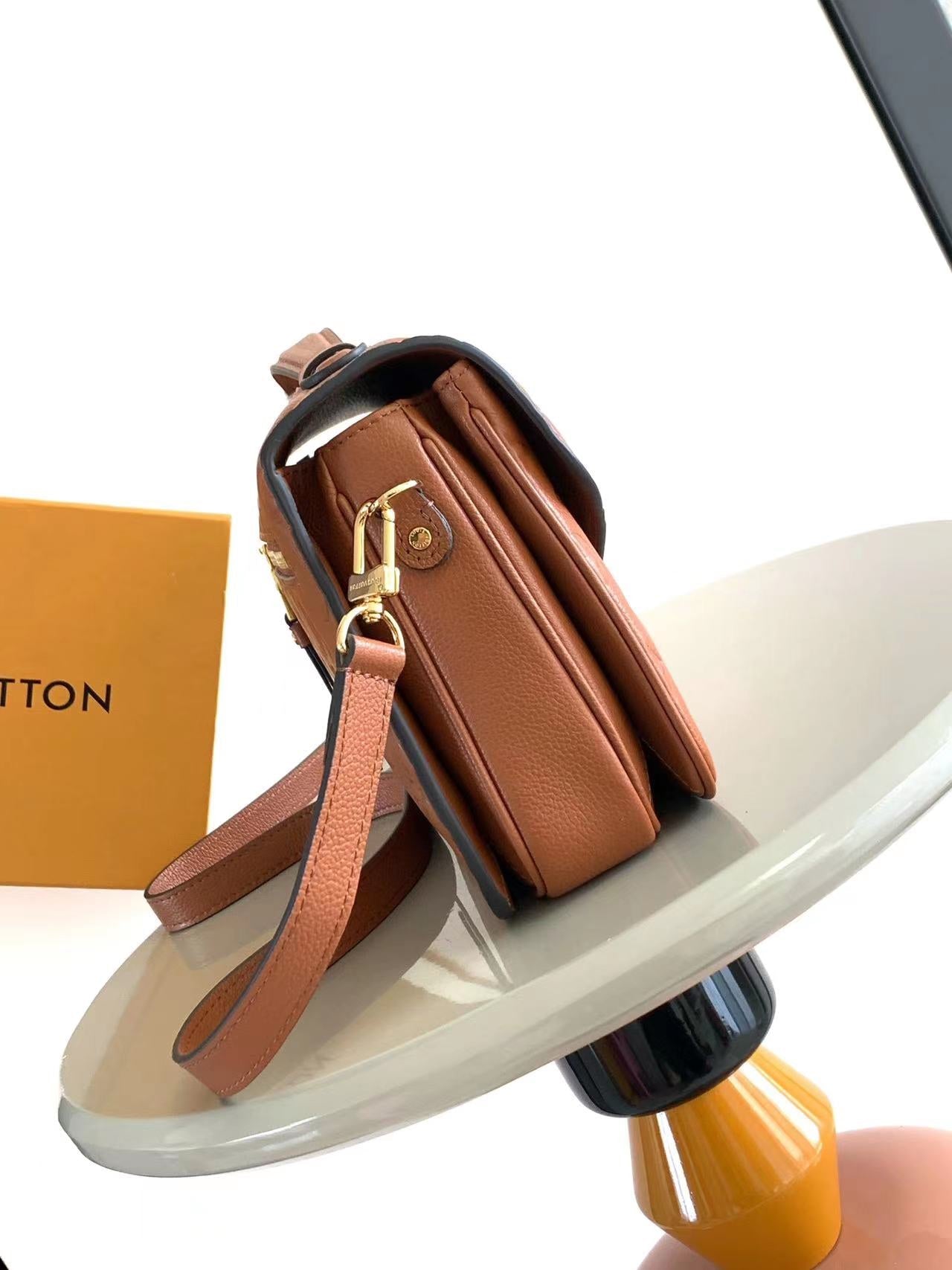 POCHETTE M¨¦TIS 25 IN COGNAC MONOGRAM EMPREINTE LEATHER GOLD HARDWARE