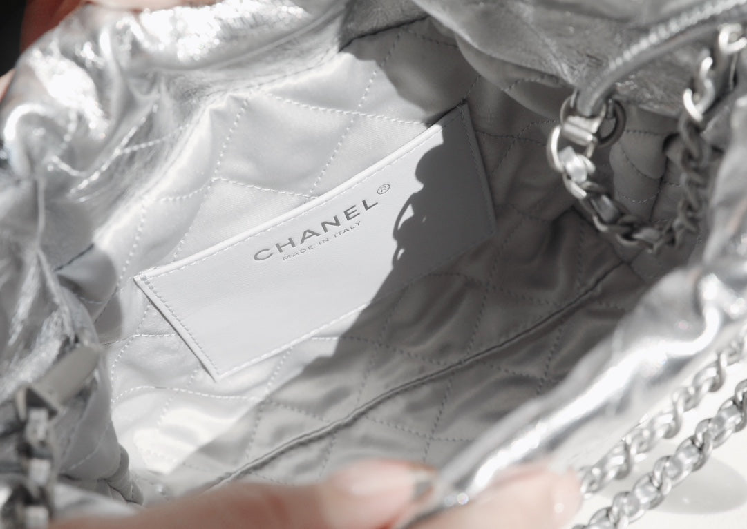 25C Hobo 22 Bag 19cm Silver Metalic Lambskin