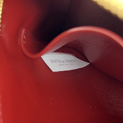 BV Concert Pouch 18.5cm Nude Red Lambskin