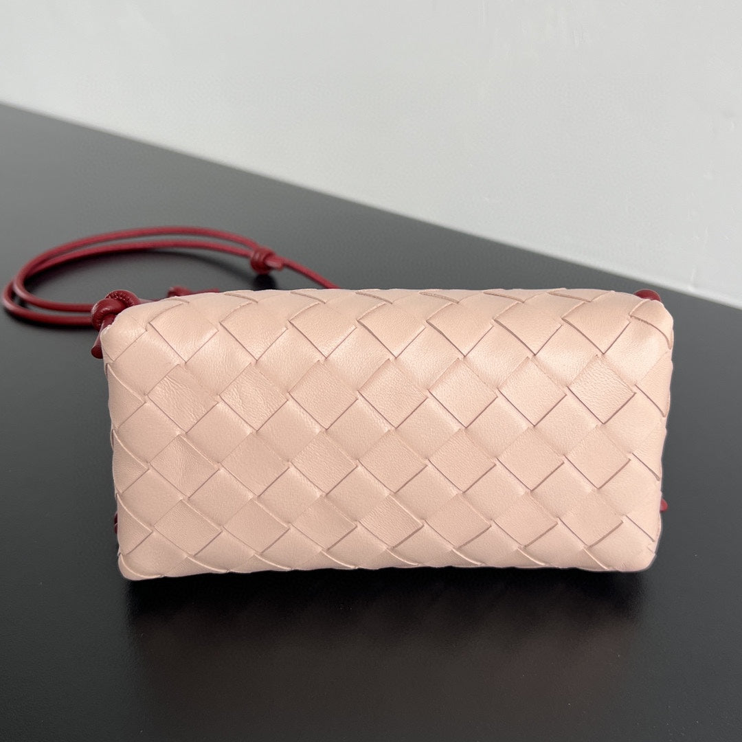 BV Concert Pouch 18.5cm Nude Red Lambskin