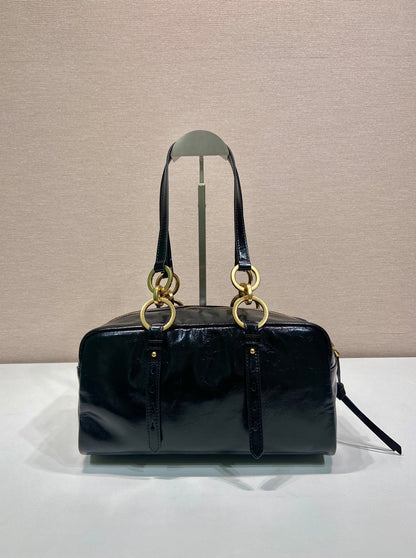 LARGE RECTANGULAR BAG 30 IN BLACK OIL WAX LAMBSKIN GOLD HARDWARE