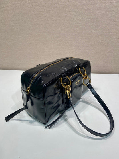 LARGE RECTANGULAR BAG 30 IN BLACK OIL WAX LAMBSKIN GOLD HARDWARE