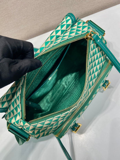 MESSENGER BAG 25 IN FOREST GREEN MIX CREAM TRIANGLE PATTERN EMBROIDERED FABRIC