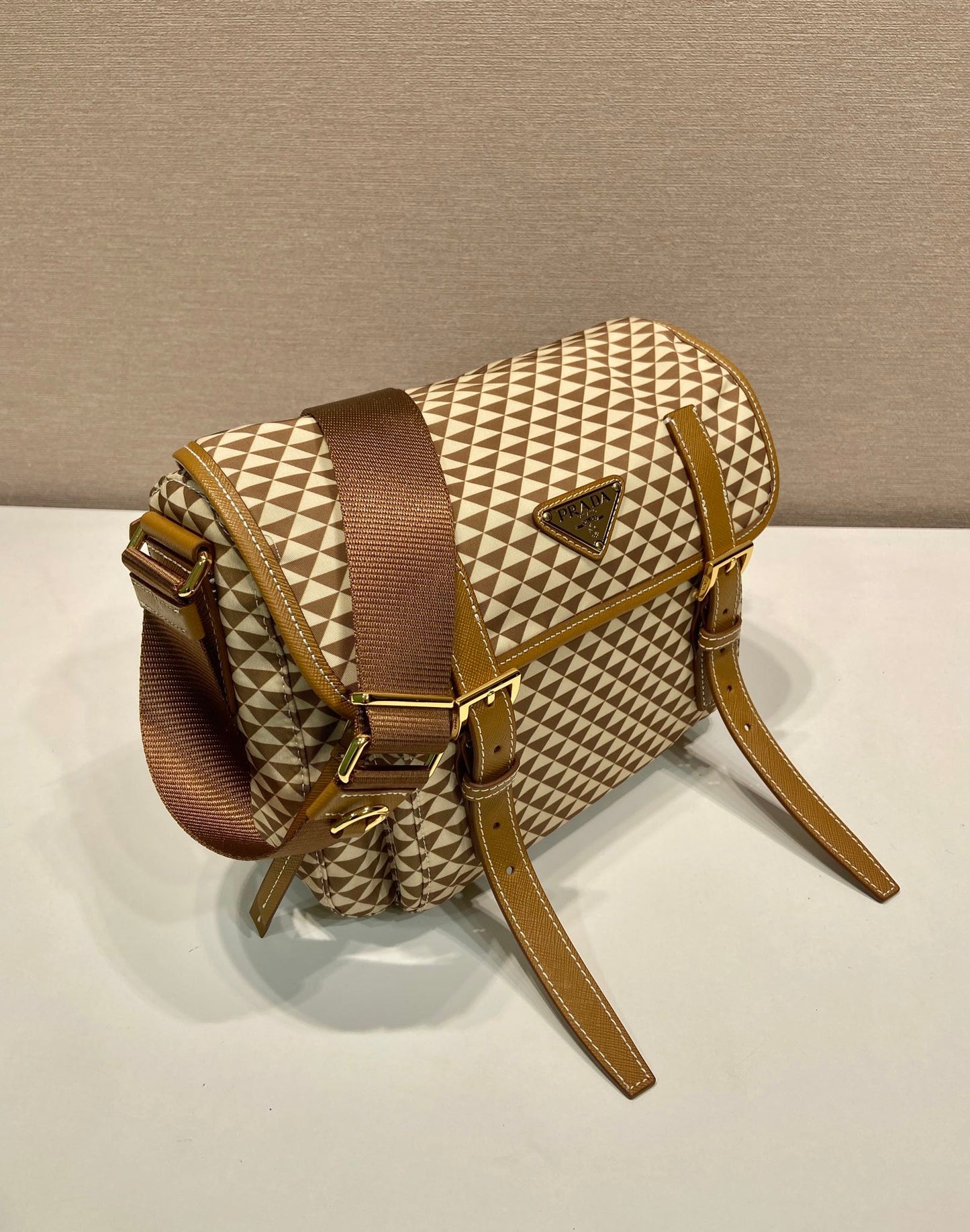 MESSENGER BAG 25 IN BROWN MIX CREAM TRIANGLE PATTERN EMBROIDERED FABRIC