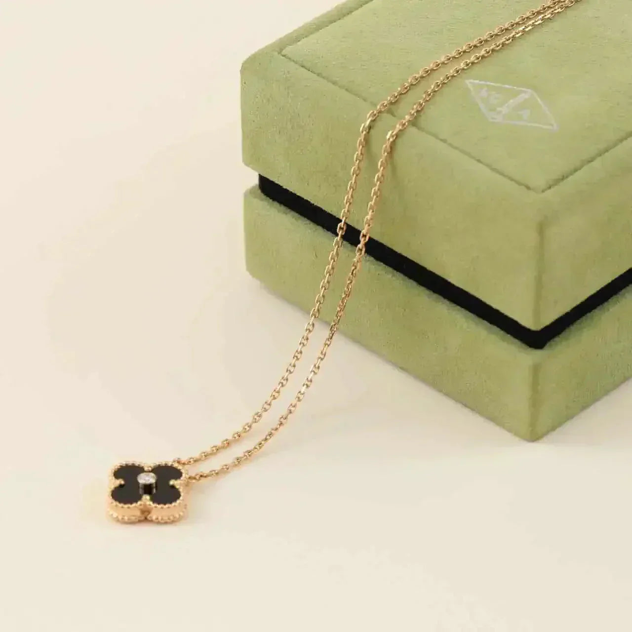DIANA CLOVER 15MM DIAMOND ONYX NECKLACE