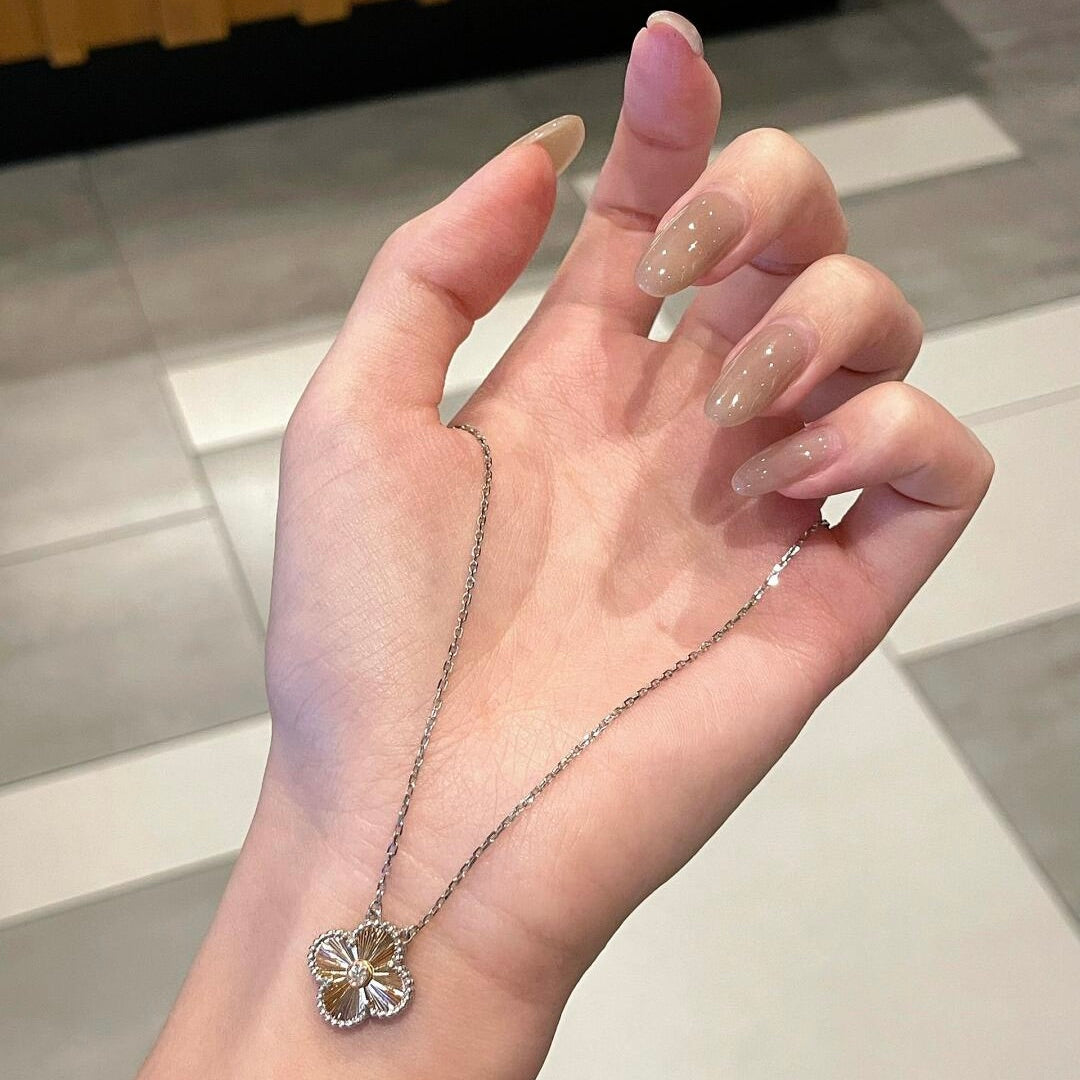 DIANA  2024 SPECIAL EDITION CLOVER 15MM DIAMOND LASER NECKLACE CHRISTMAS